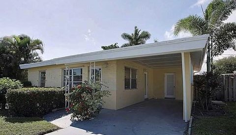 North Andrews Gardens House