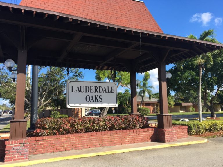 Lauderdale Oaks Condos